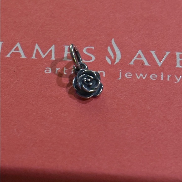 New James Avery mini rose charm - Picture 3 of 3